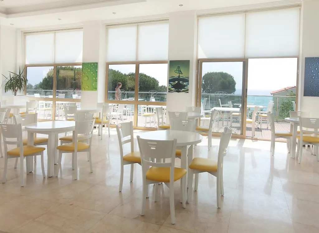 Arora Hotel Kuşadası 4*,