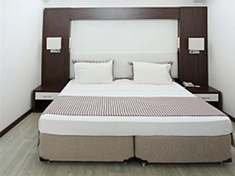 Arora Hotel Kuşadası