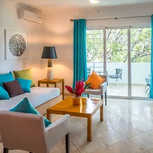 *** Hotel Montana Haiti